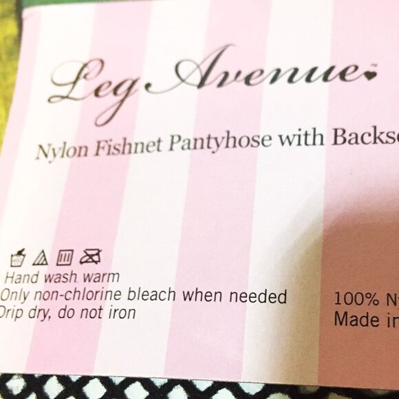 NEW WOMEN'S LEG AVENUE PLUS SIZE FISHNET PANTYHOSE WITH BACKSEAM 150-200 LBS - Picture 2 of 4